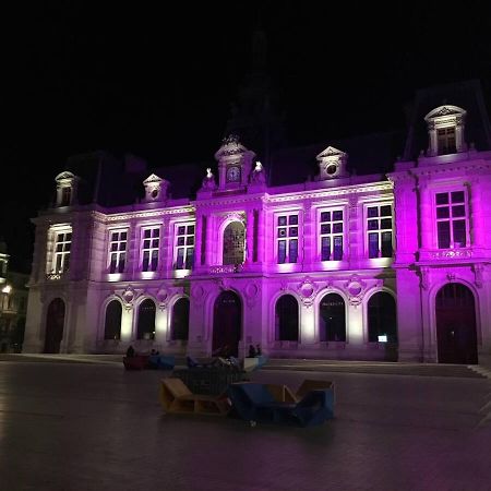 Le Square : Appartement Climatise En Centre Ville Поатие Екстериор снимка